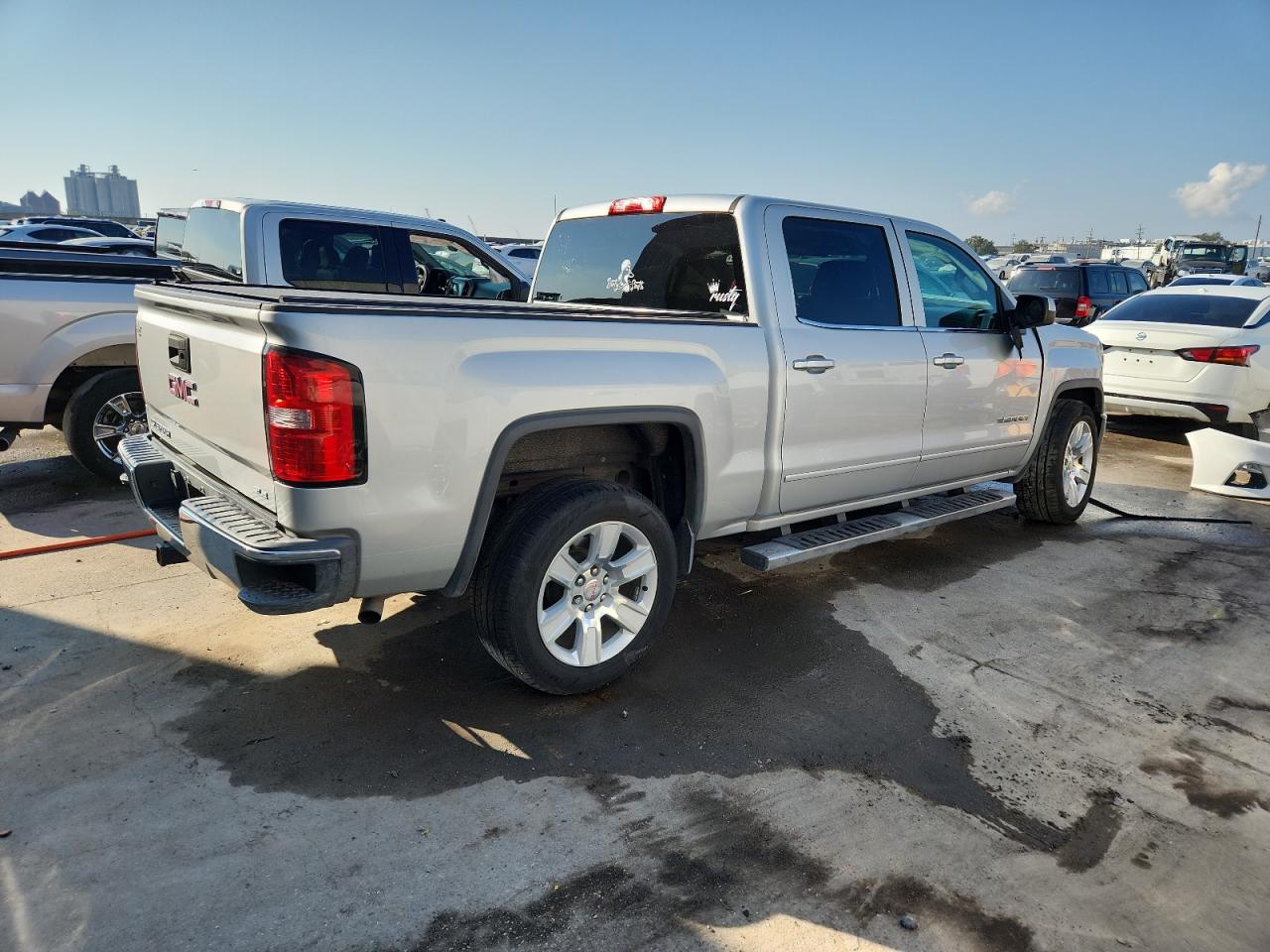 GMC SIERRA C1500 SLE