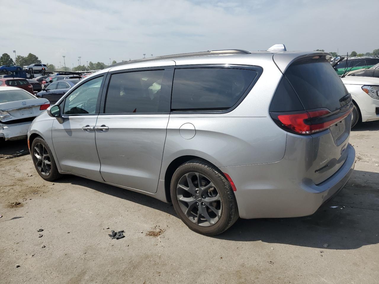 CHRYSLER PACIFICA TOURING L