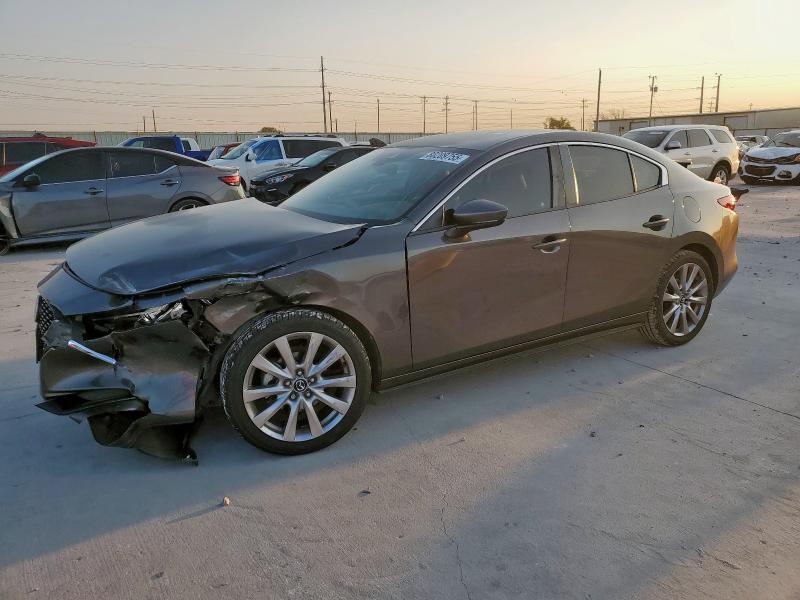 MAZDA 3 PREFERRE