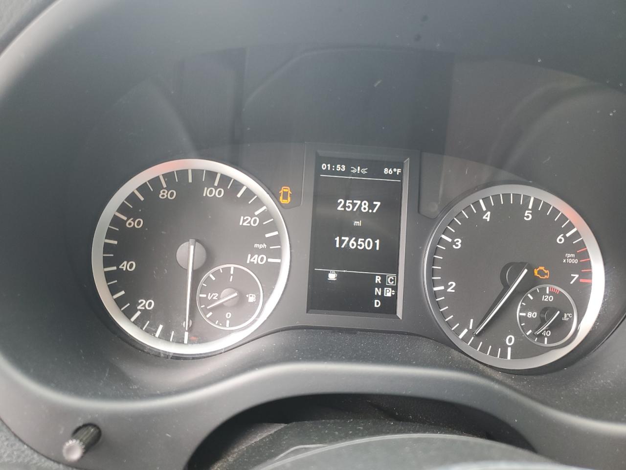 MERCEDES-BENZ METRIS