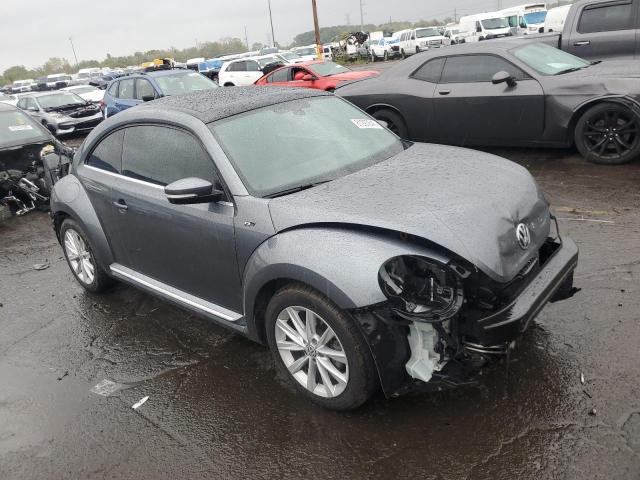 2018 VOLKSWAGEN BEETLE SE 3VWJD7AT7JM706694