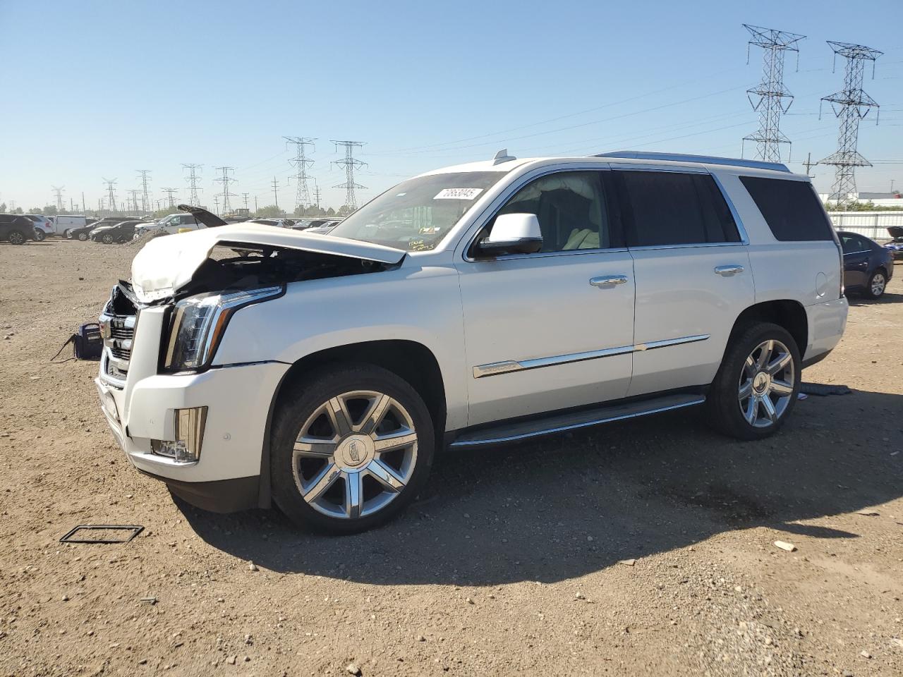 CADILLAC ESCALADE LUXURY