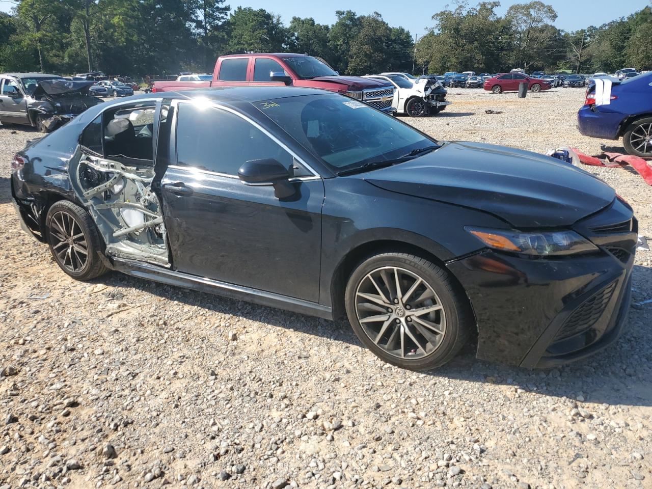 TOYOTA CAMRY SE NIGHT SHADE