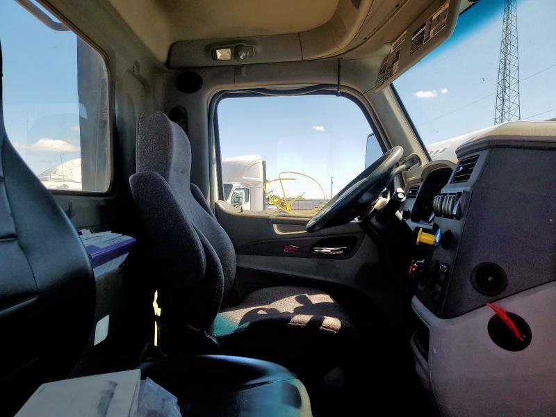 2019 PETERBILT TRACTOR 579 #3284643375