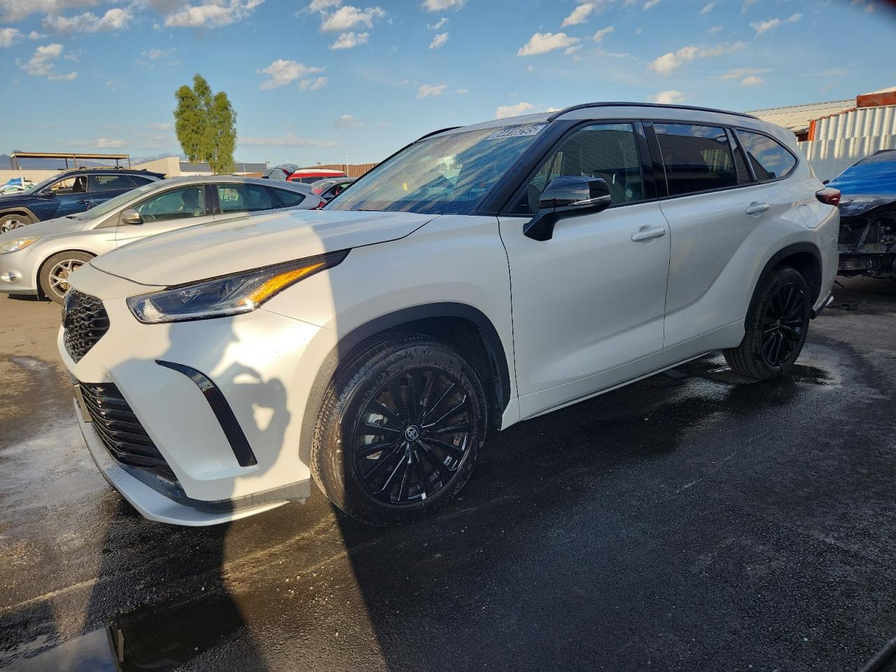 TOYOTA HIGHLANDER LE