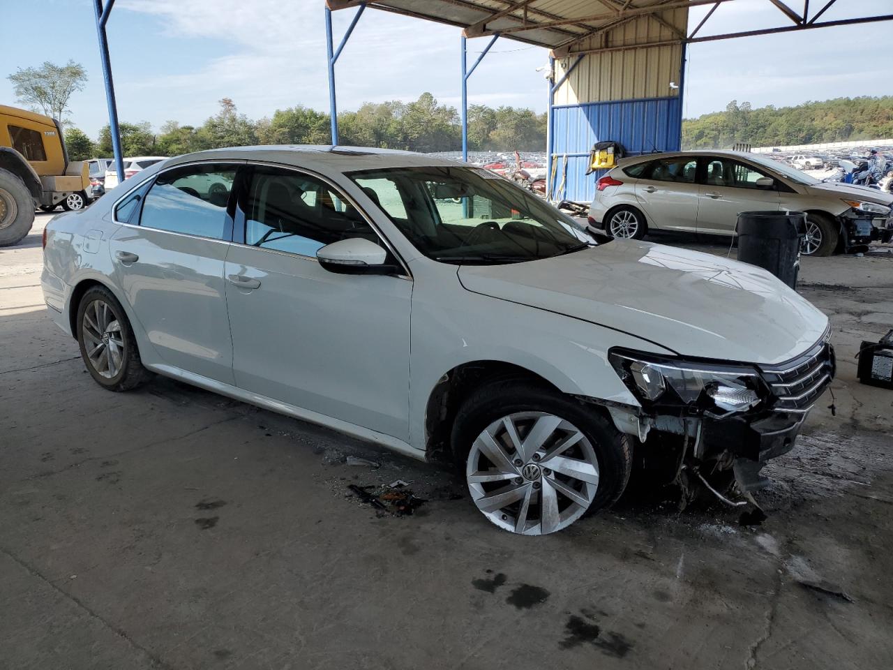 VOLKSWAGEN PASSAT SE