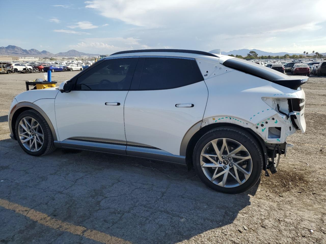 GENESIS GV60 ADVANCED