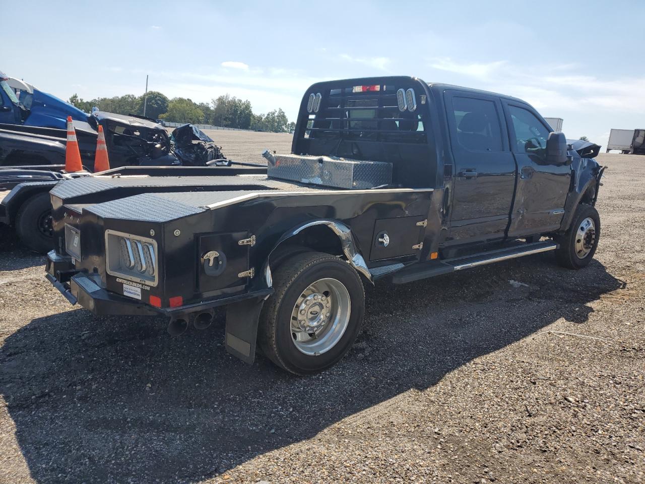FORD F-450 SUPER DUTY