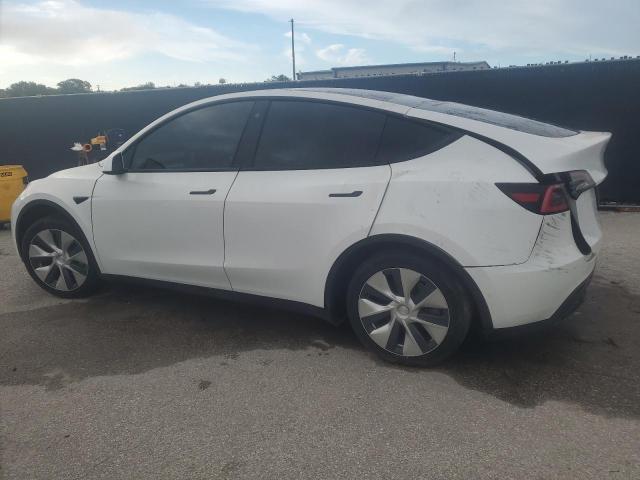 TESL MODEL Y 2021 white  electric 5YJYGDED3MF123400 photo #3