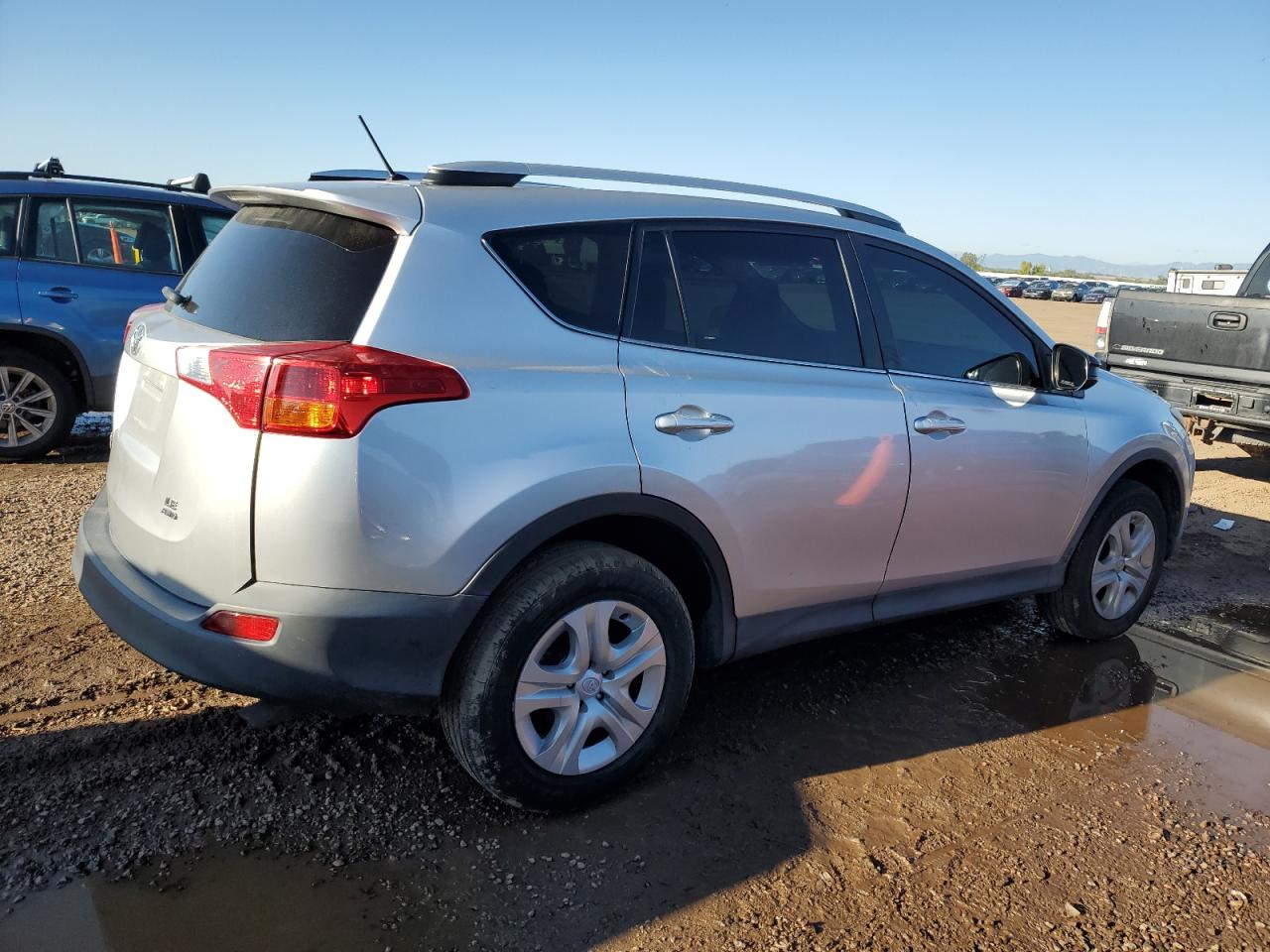 TOYOTA RAV4 LE