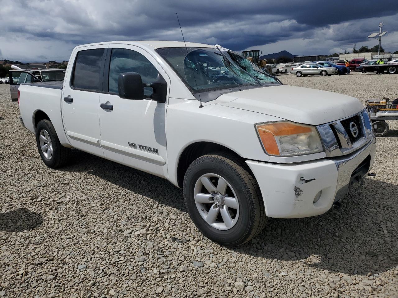 NISSAN TITAN XE