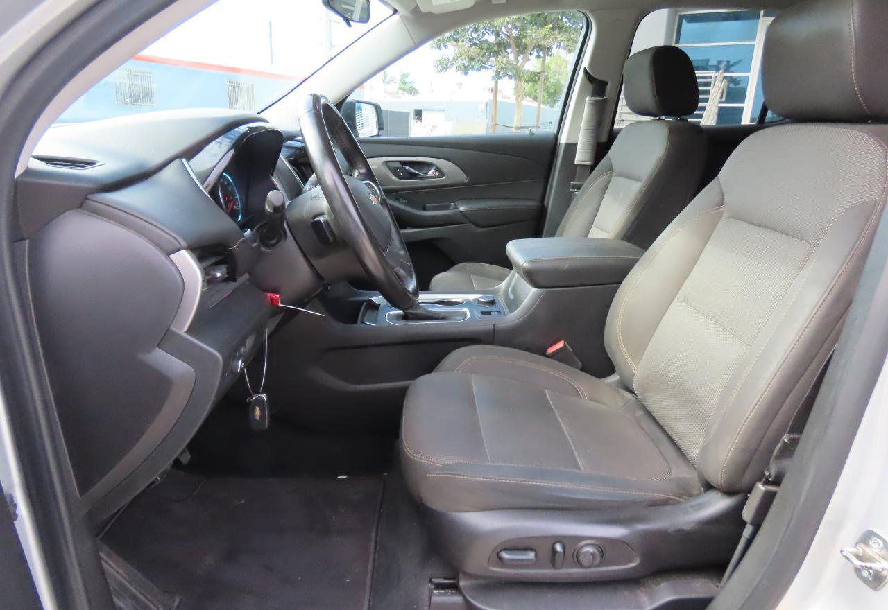 CHEVROLET TRAVERSE LT