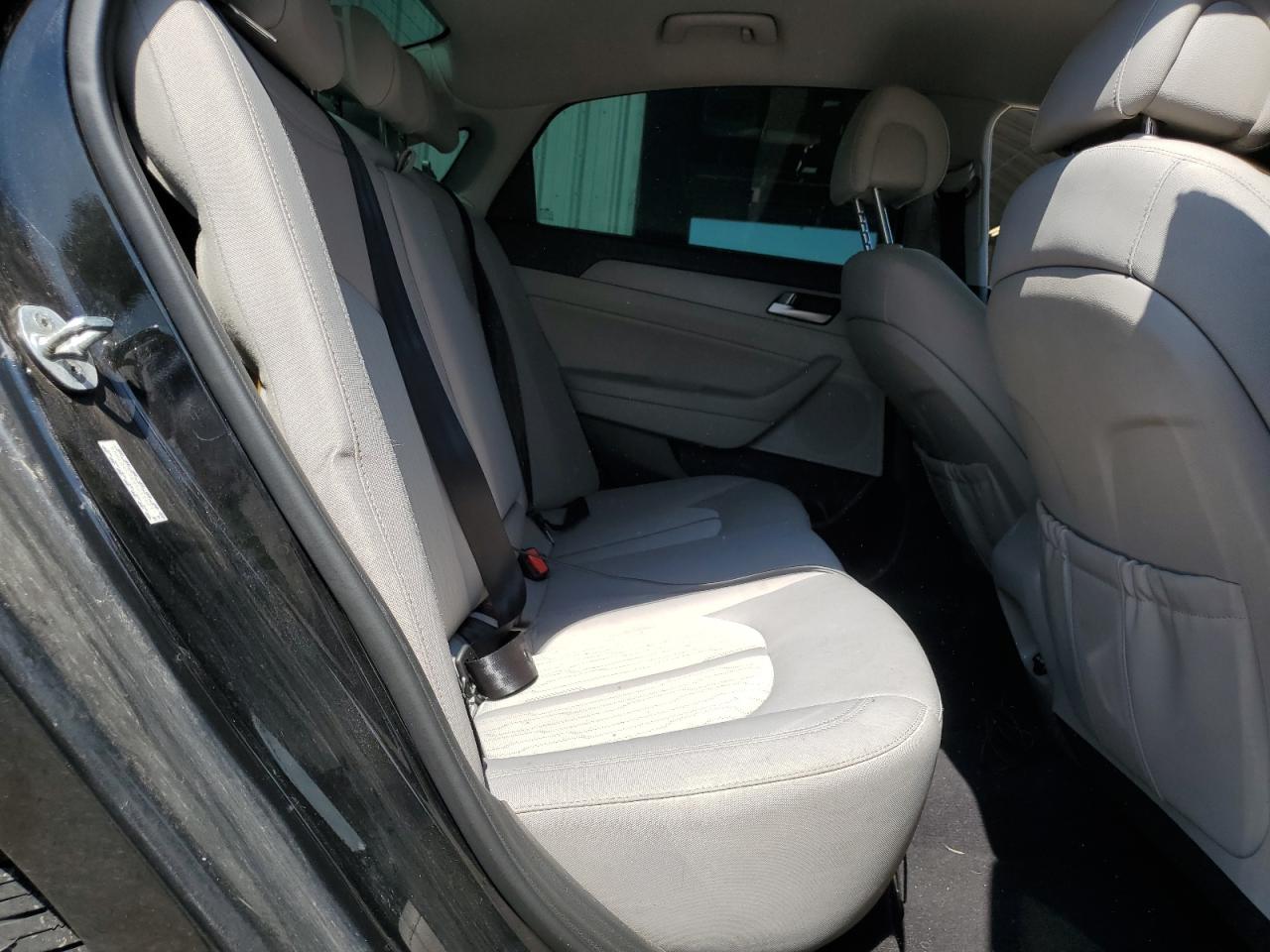 HYUNDAI SONATA HYBRID