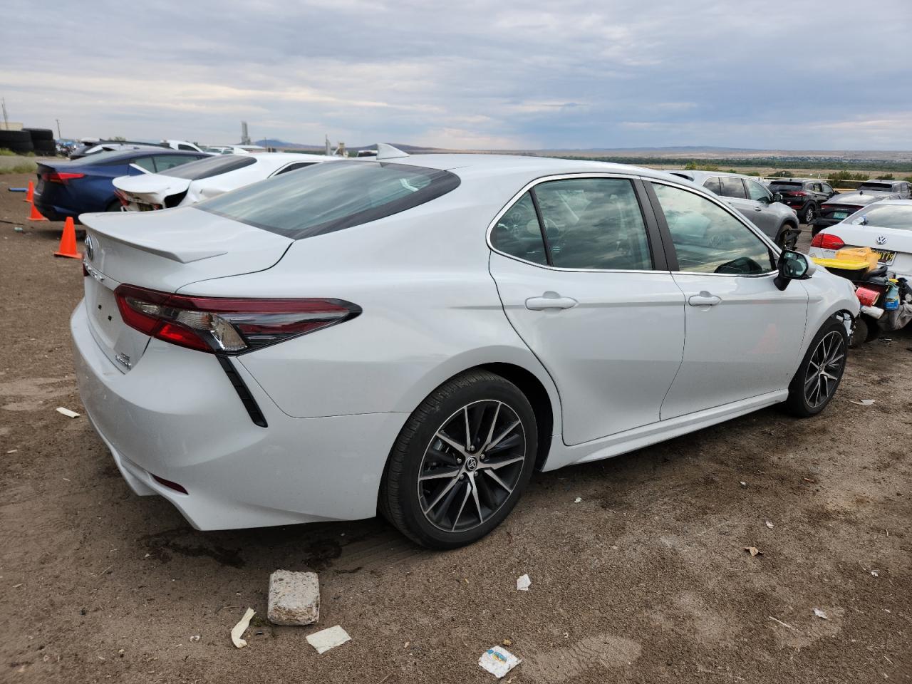 TOYOTA CAMRY SE NIGHT SHADE