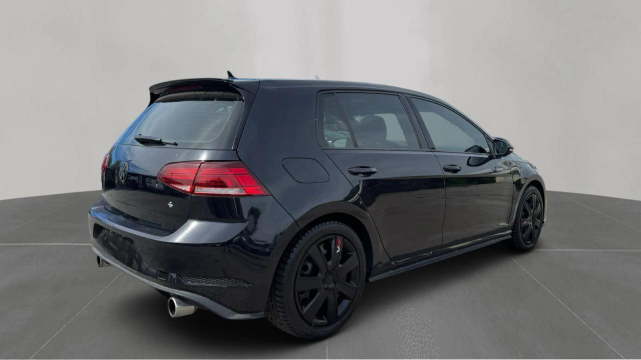 VOLKSWAGEN GOLF GTI S