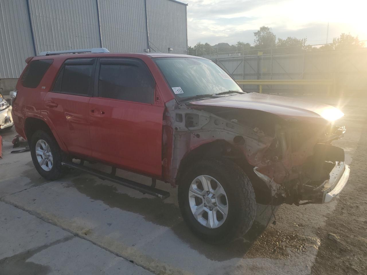 TOYOTA 4RUNNER SR5/SR5 PREMIUM