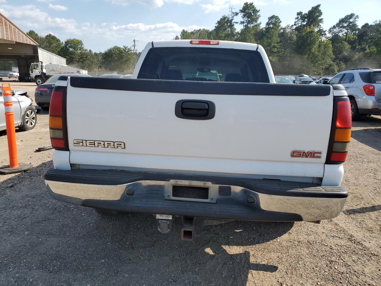 Lot #3298046153 2005 GMC NEW SIERRA