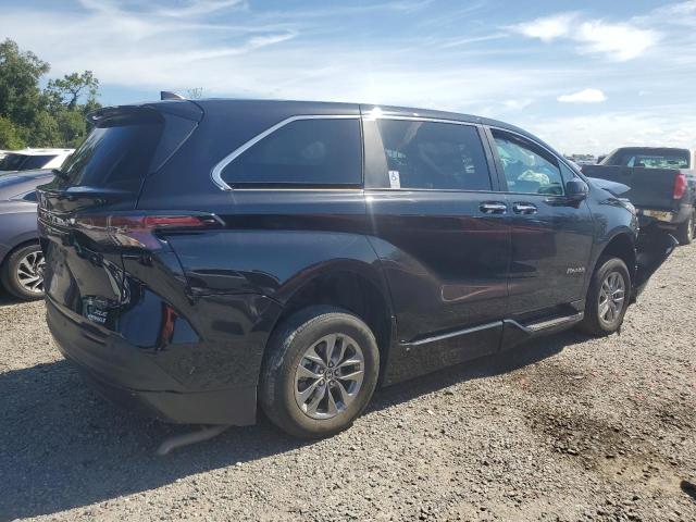 2023 TOYOTA SIENNA XLE 5TDYRKEC7PS146572