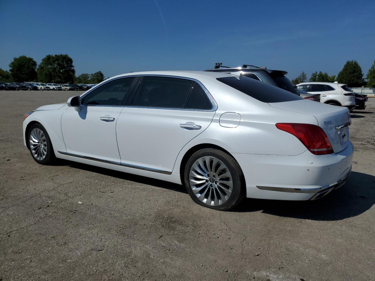 GENESIS G90 PREMIUM