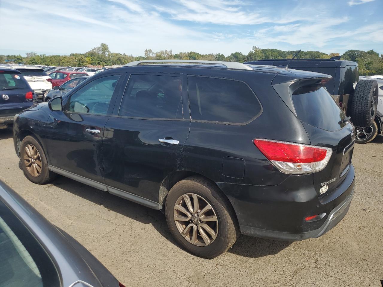 NISSAN PATHFINDER S