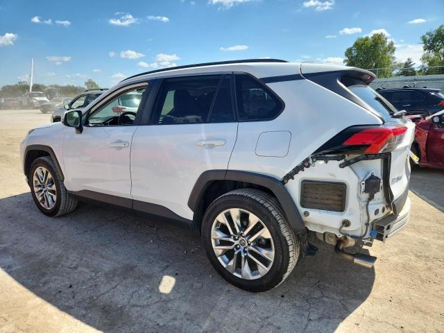 2019 TOYOTA RAV4 XLE PREMIUM - JTMA1RFV3KJ014187