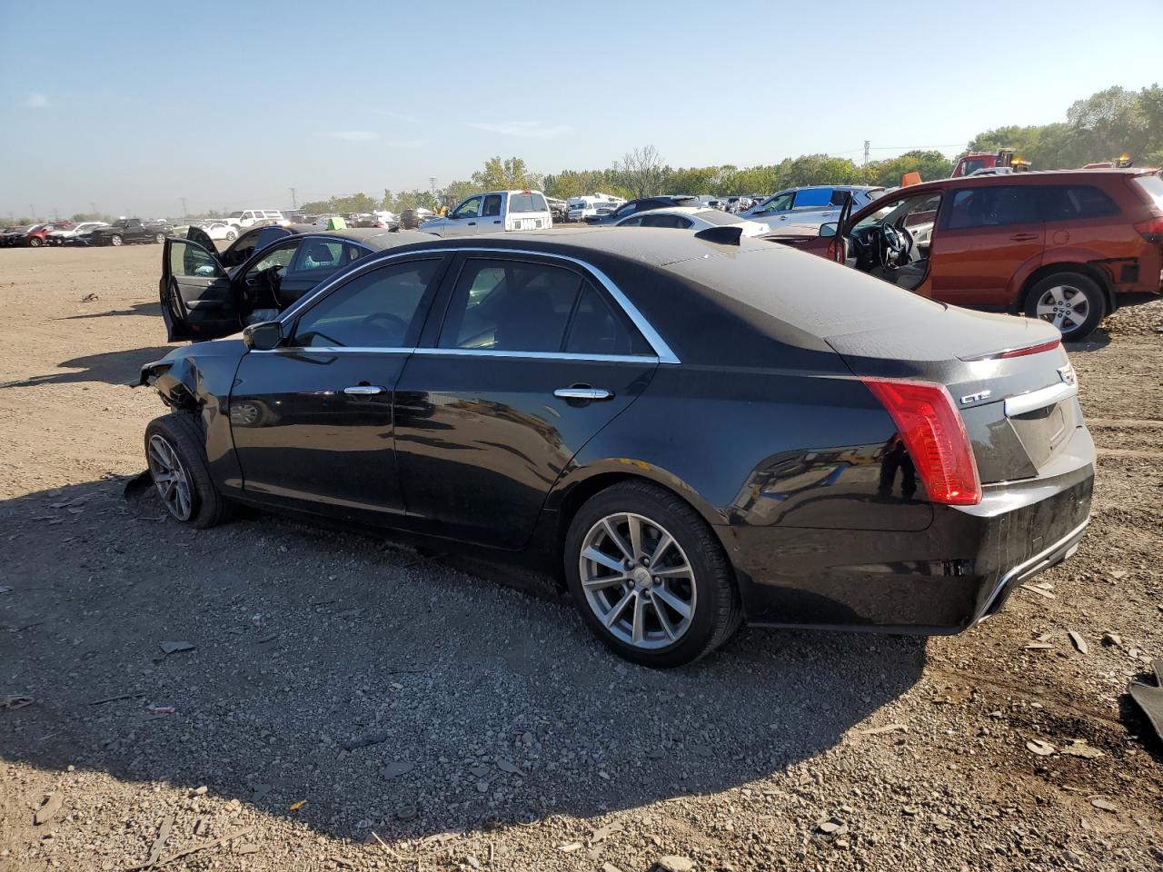 CADILLAC CTS LUXURY