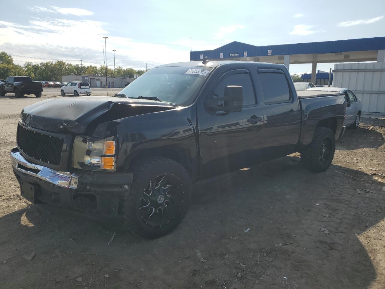 CHEVROLET SILVERADO C1500 LT
