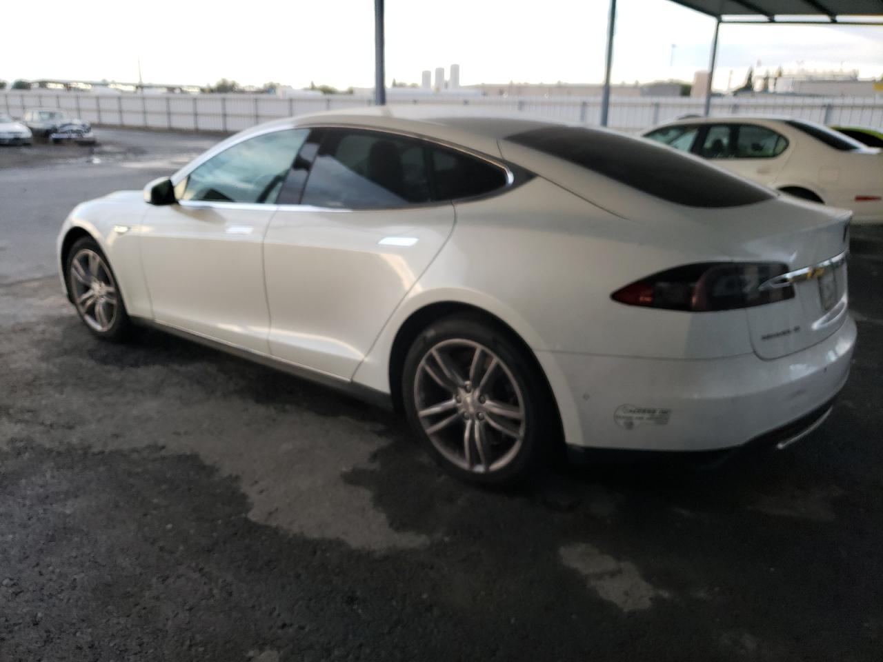 TESLA MODEL S