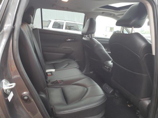 2022 TOYOTA HIGHLANDER HYBRID XLE 5TDHBRCH6NS540878