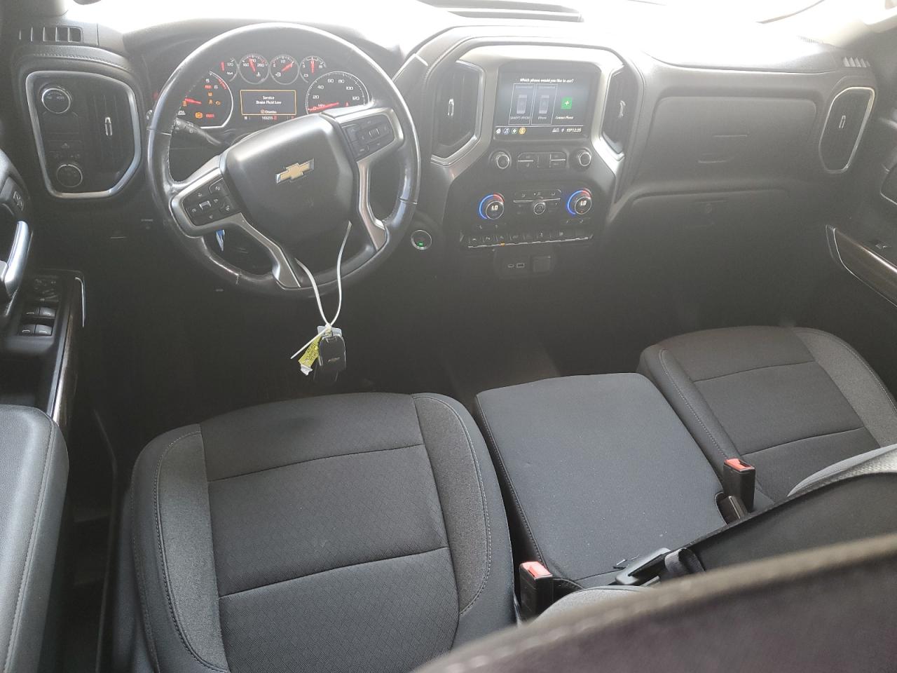 CHEVROLET SILVERADO C1500 LT