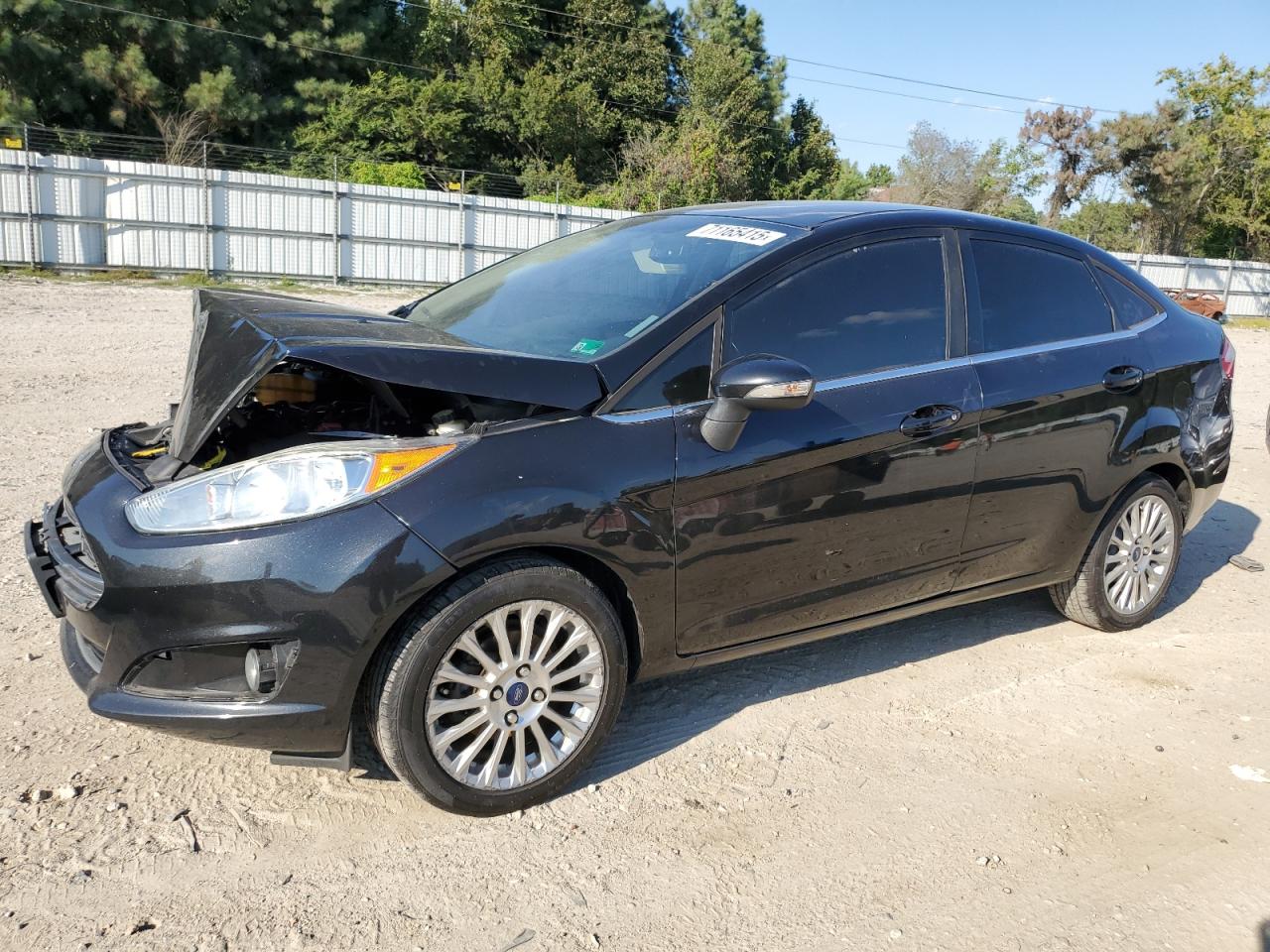 FORD FIESTA TITANIUM