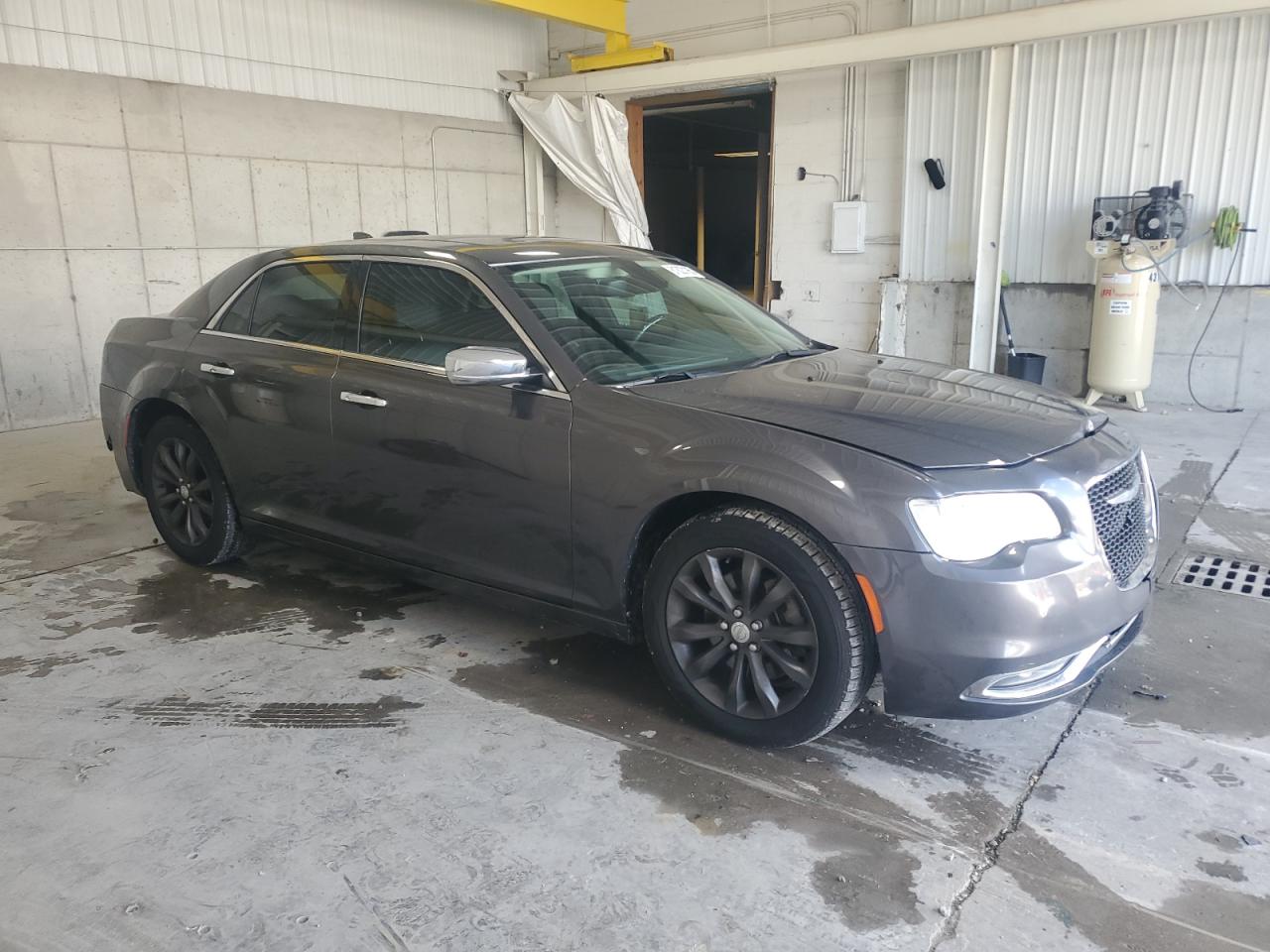 CHRYSLER 300C