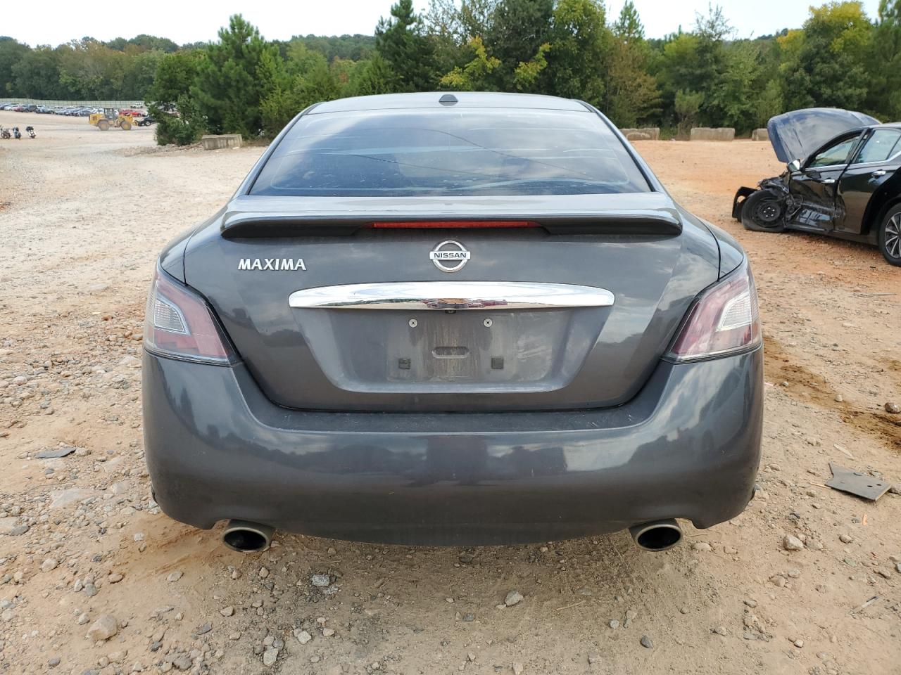 NISSAN MAXIMA S