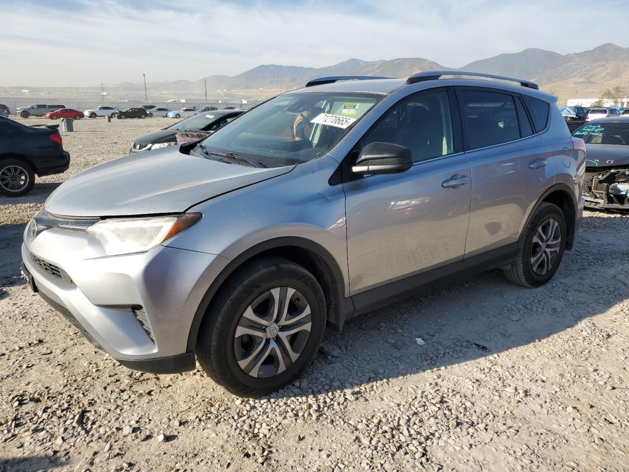 TOYOTA RAV4 LE