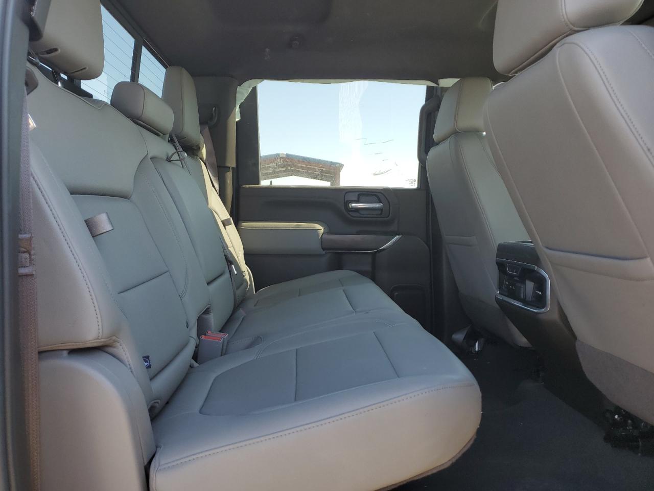 GMC SIERRA K2500 SLT