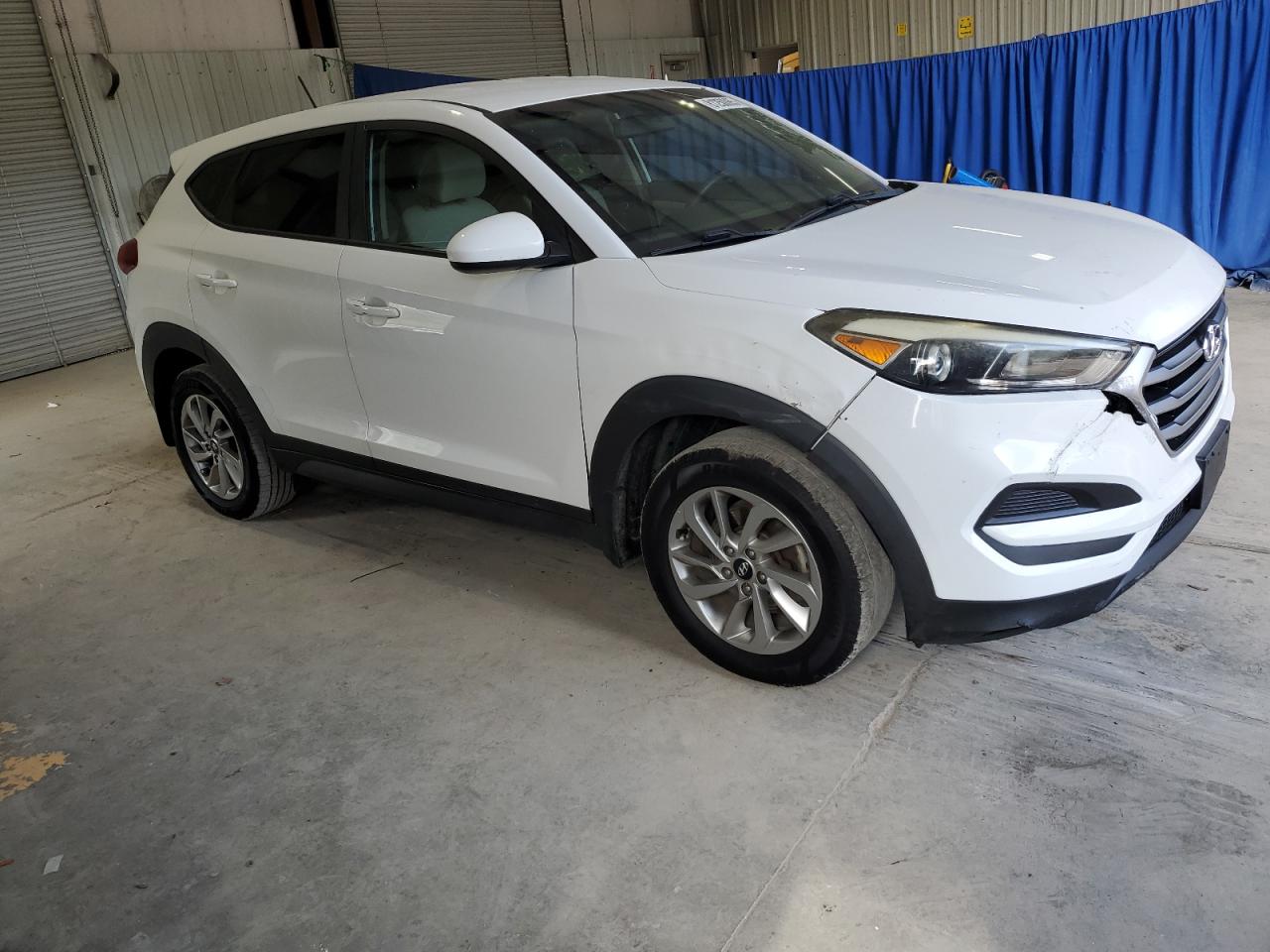 HYUNDAI TUCSON SE