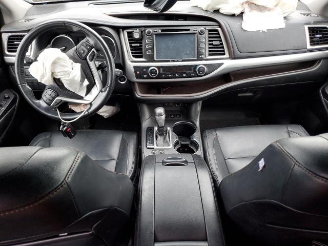 2018 TOYOTA HIGHLANDER SE - 5TDJZRFH0JS842282