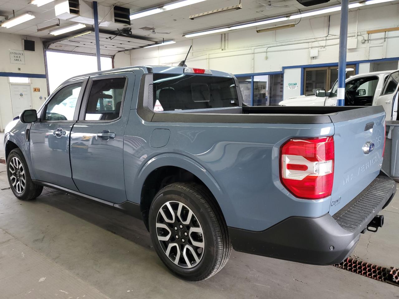 FORD MAVERICK LARIAT