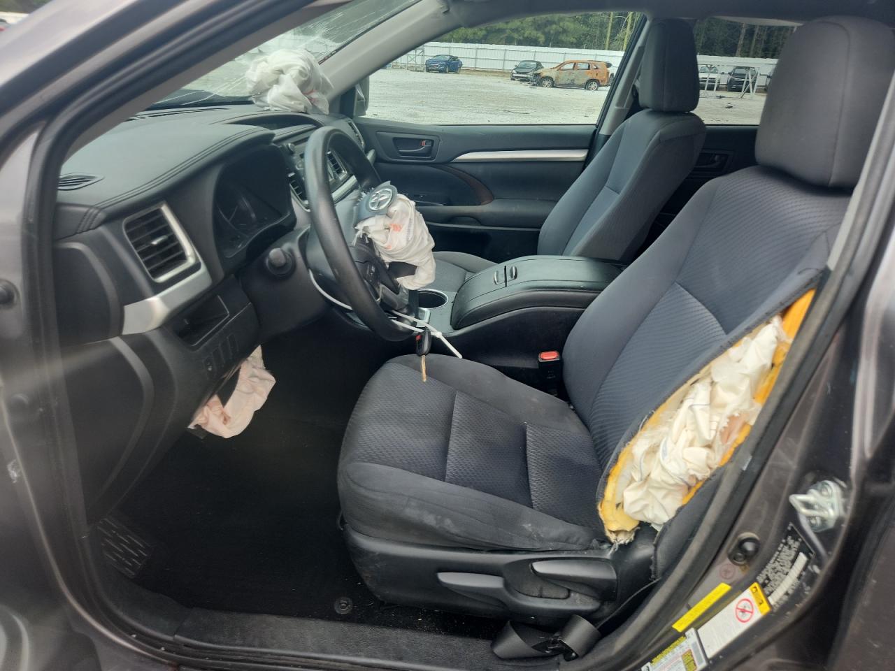 TOYOTA HIGHLANDER LE