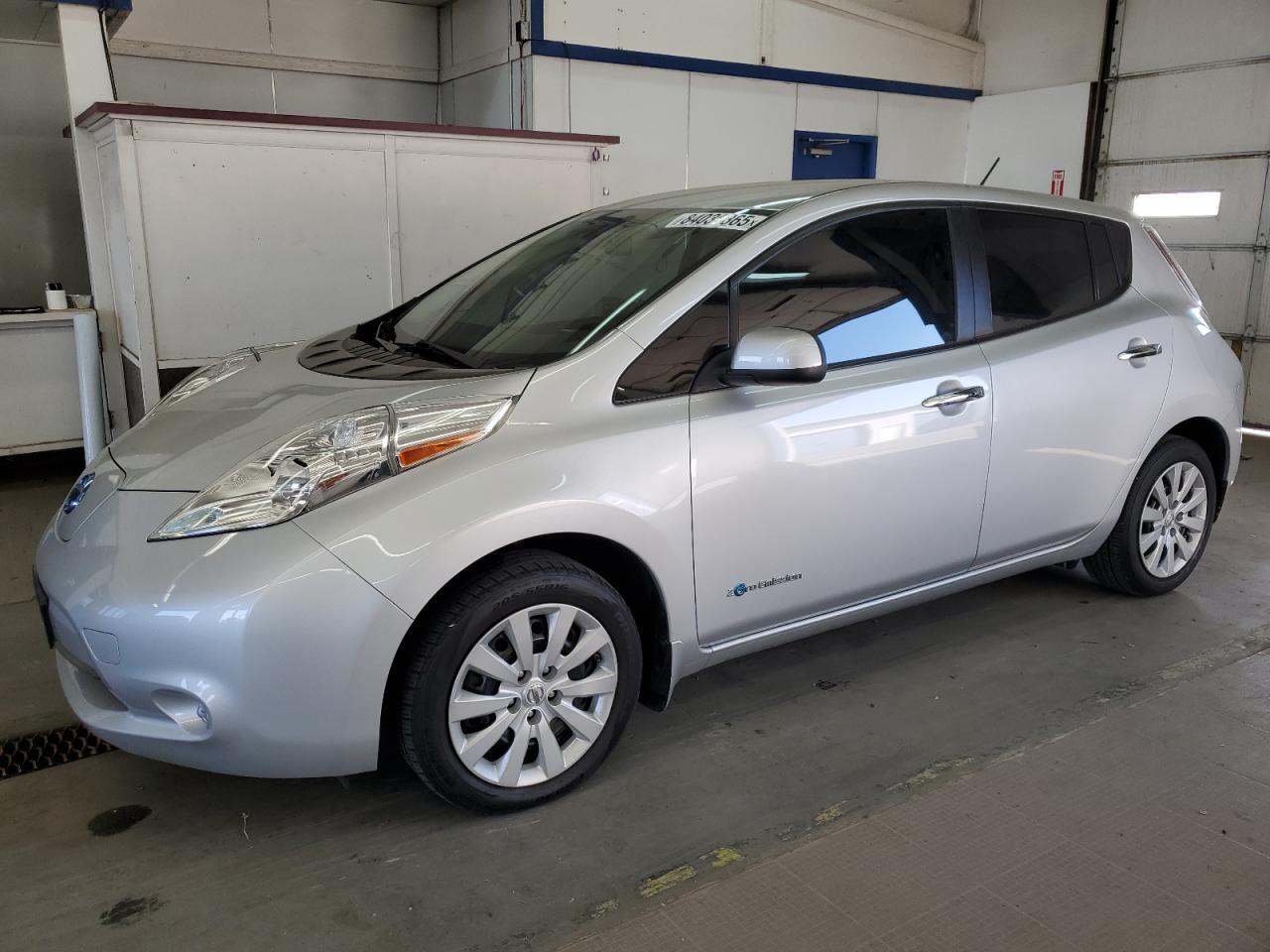 NISSAN LEAF S