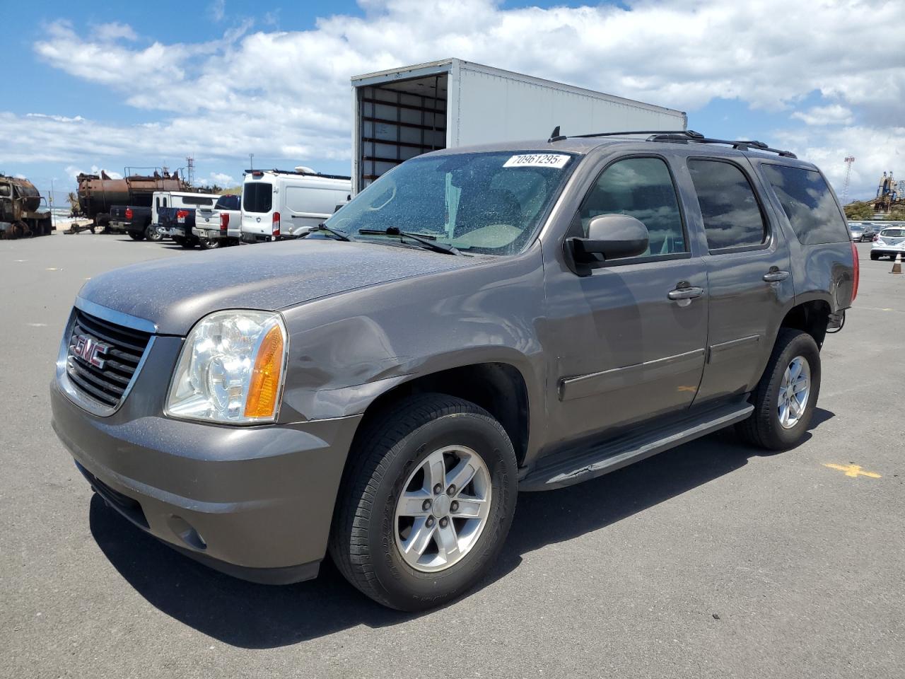 GMC YUKON SLE