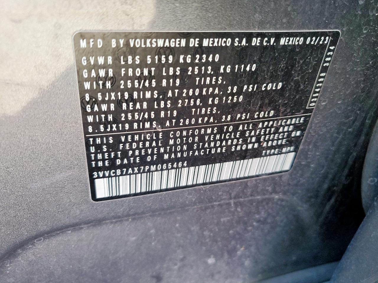 VOLKSWAGEN TIGUAN SE R-LINE BLACK