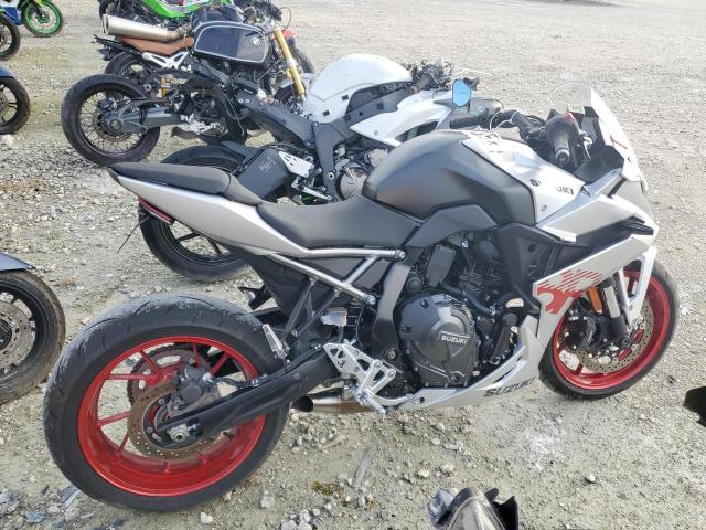 2024 SUZUKI GSX800 F JS1EM13B0R7100899
