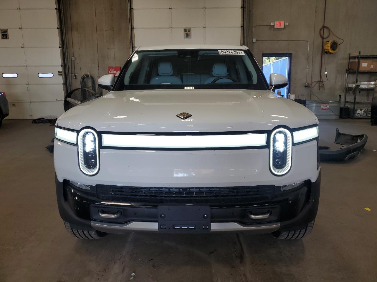RIVIAN R1T ADVENTURE