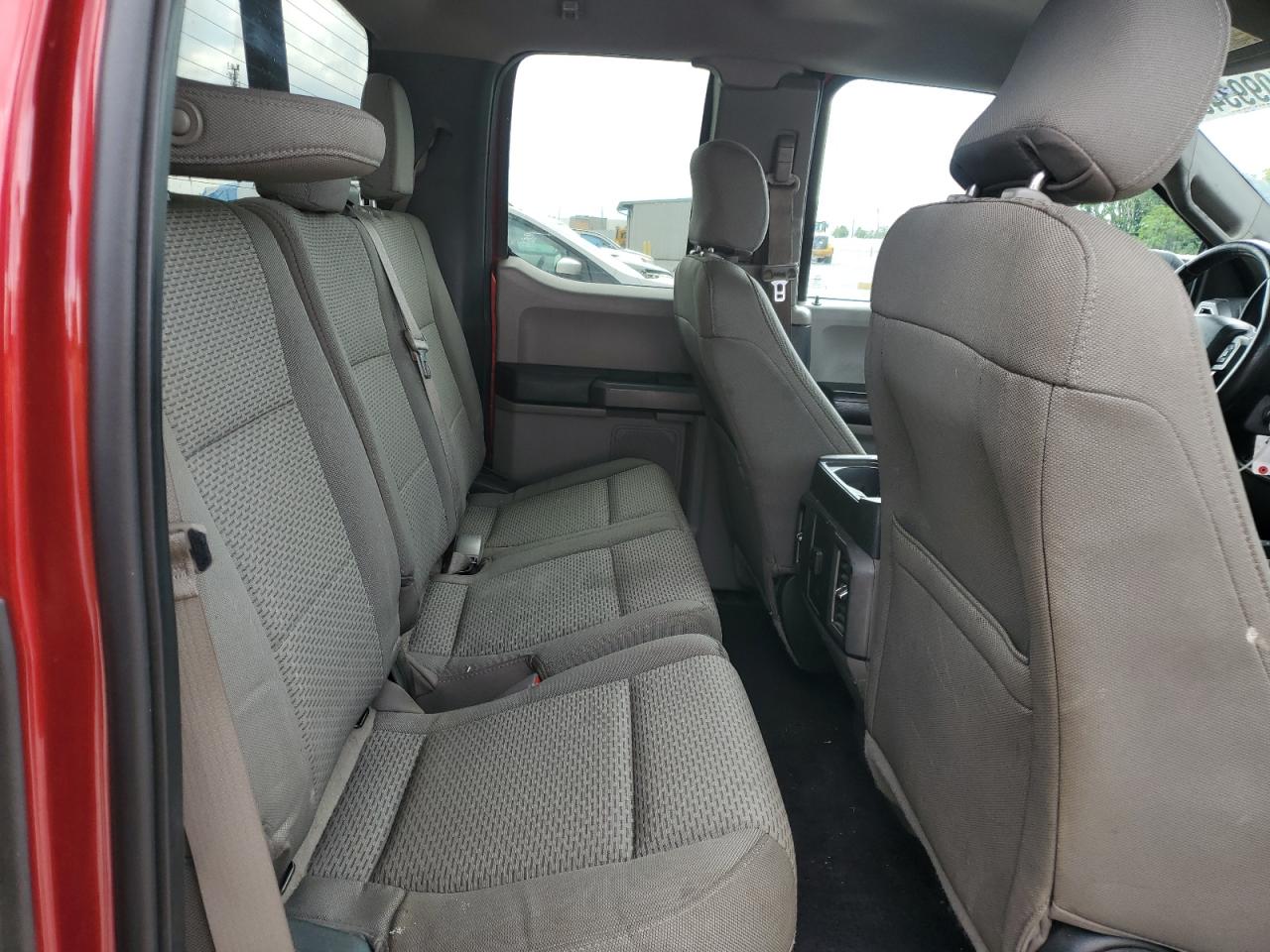 FORD F-150 SUPER CAB