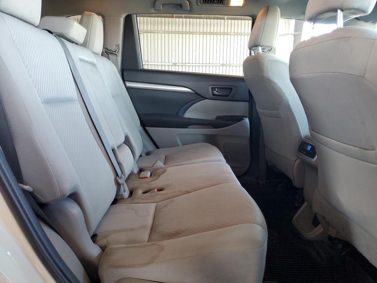 TOYOTA HIGHLANDER LE