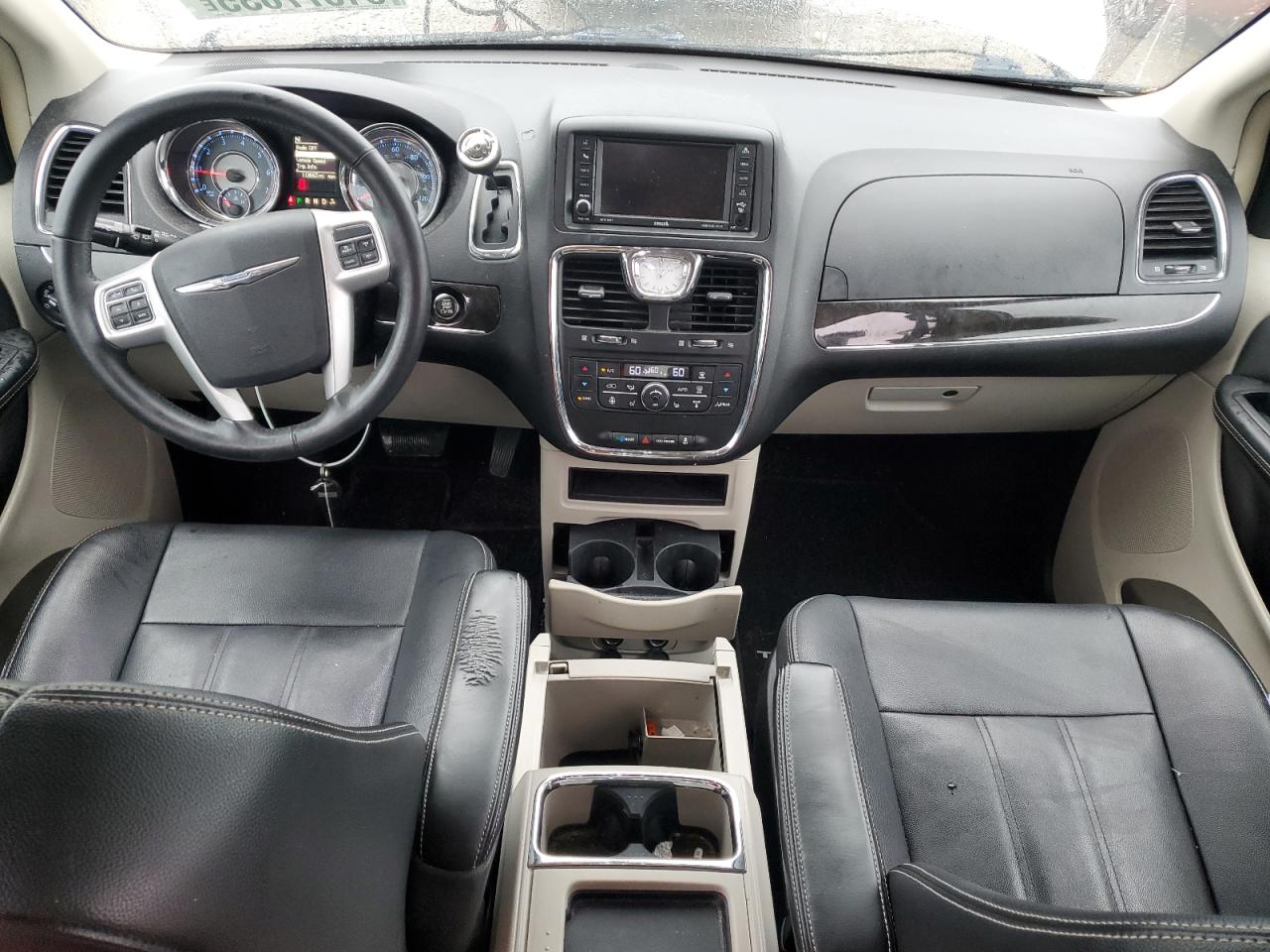 CHRYSLER TOWN & COUNTRY TOURING