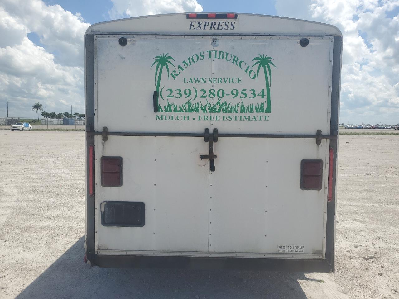 Lot #3296359174 2001 EXPR ESS TRAILE