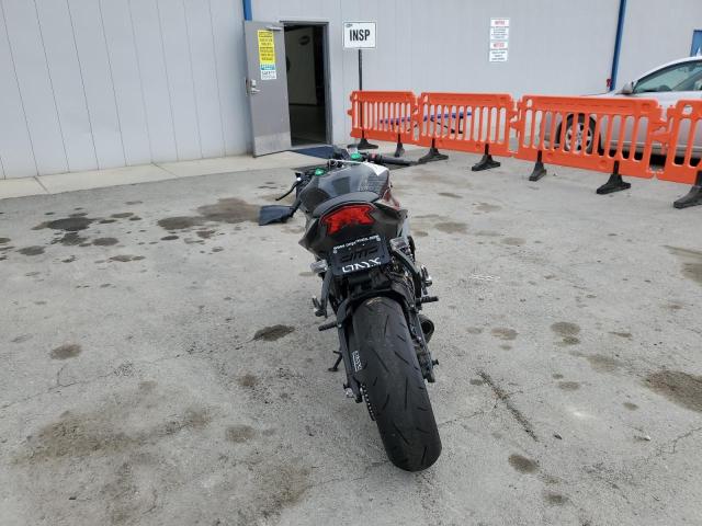 2016 KAWASAKI ZX636 E JKBZXJE10GA019765