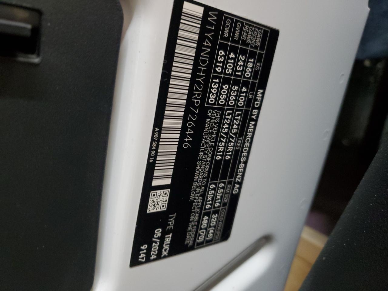 MERCEDES-BENZ SPRINTER 2500